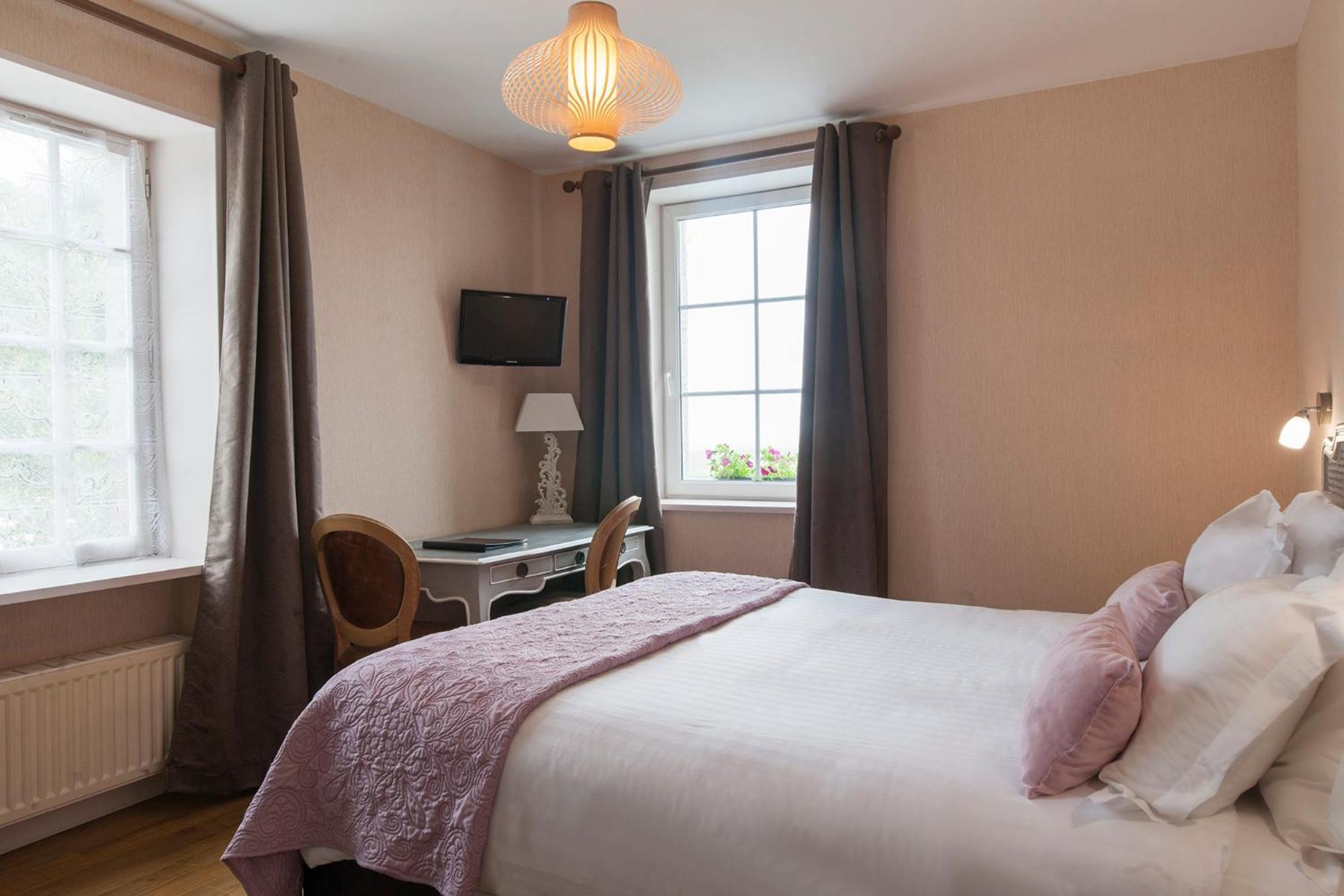 Hotel Manoir de la Roche Torin, The Originals Relais  Courtils Exterior foto